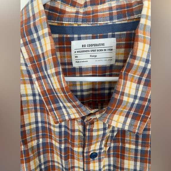 REI Cooperative button down shirt size X-Large - Picture 2 of 8